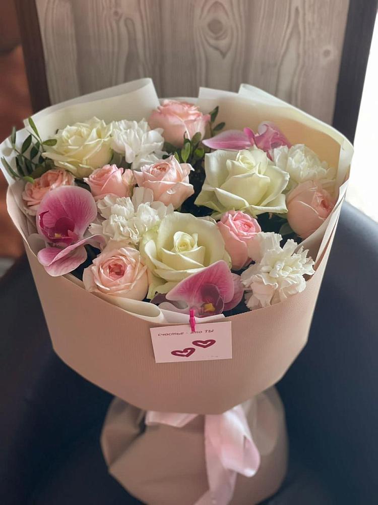 Букет цветов из: Орхидеи, Розы и Гвоздики в Вревском