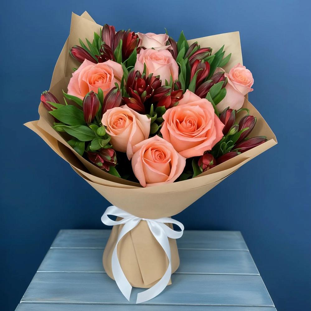 Букет цветов из: Розы и Альстромерии в Вревском