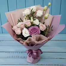Букет цветов из:  Розы и Лизиантусы #REPLACE_PRED# Вревском