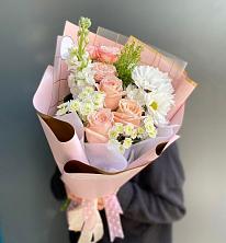 Букет цветов из:  Хризантемы и Розы в Вревском