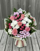 Букет цветов из:  Альстромерии, Гвоздики, Розы и Хризантемы в Вревском