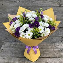 Букет цветов из:  Ирисы, Хризантемы и Ромашки в Вревском