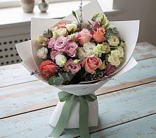 Букет цветов из:  Розы, Лизиантусы и Гвоздики в Вревском