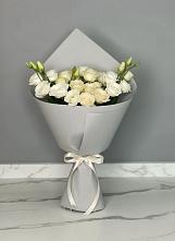 Букет цветов из:  Розы и Лизиантусы в Вревском